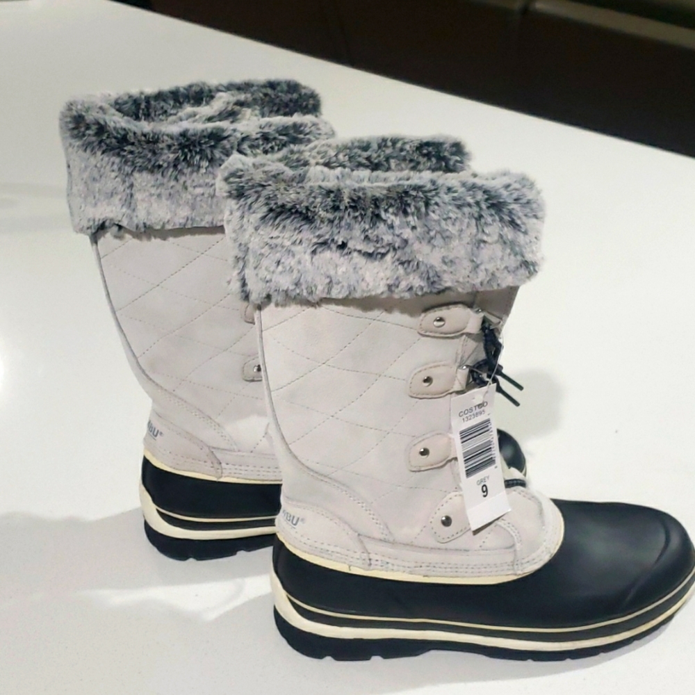 Khombu Emily Leather/Rubber Women’s Winter Boots Size 9M - Light Grey - 1323895